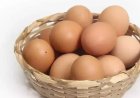 Bihar Principal found stealing Mid-Day meals eggs