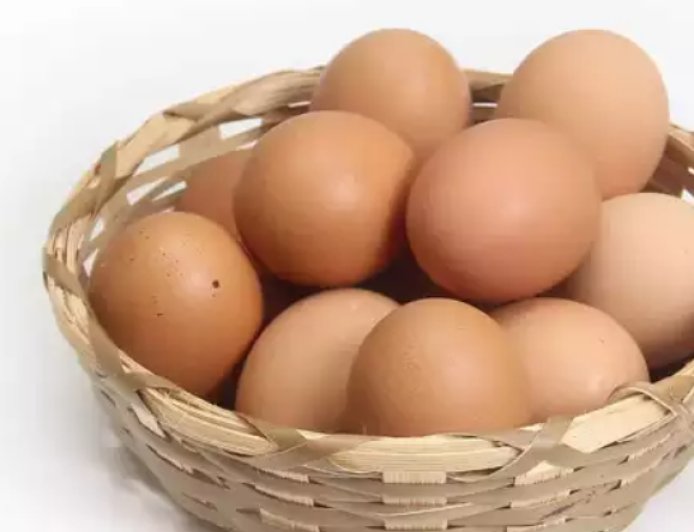 Bihar Principal found stealing Mid-Day meals eggs